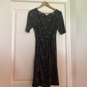 Motherhood maternity wrap dress size small